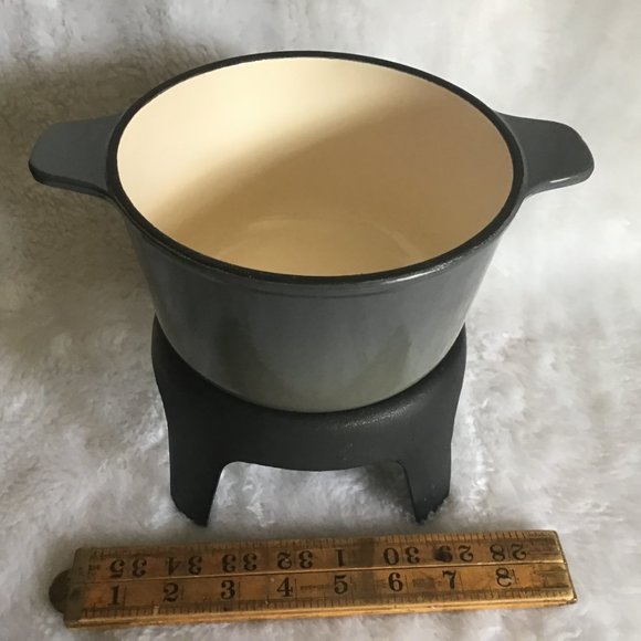 Vintage Grey Enamel Cast Iron Fondue Pot and Base - Picture 2 of 12